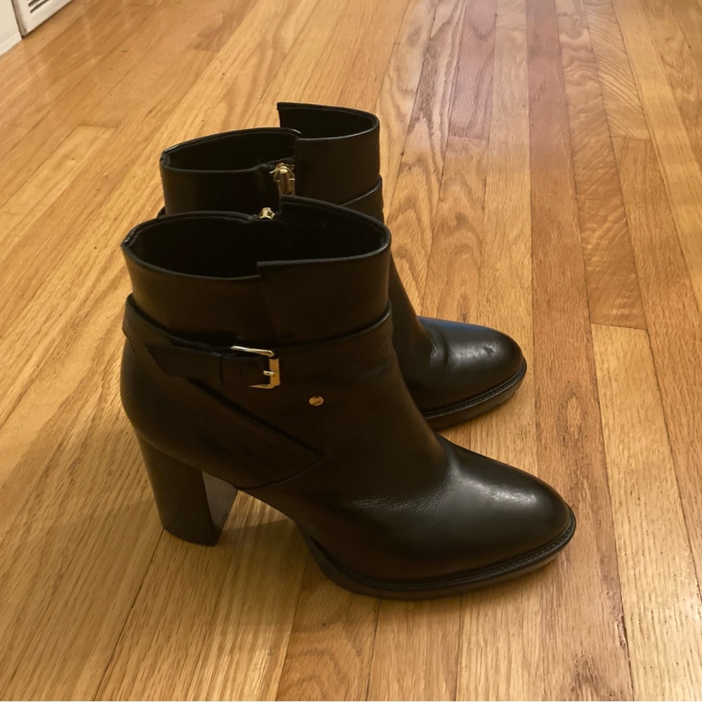 Alesya Vera Pelle ankle boots